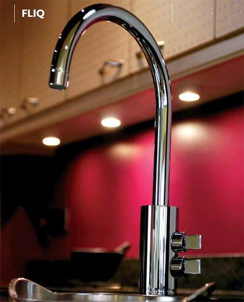 Abode Fliq Monobloc Kitchen Tap With Swivel Spout (Chrome).