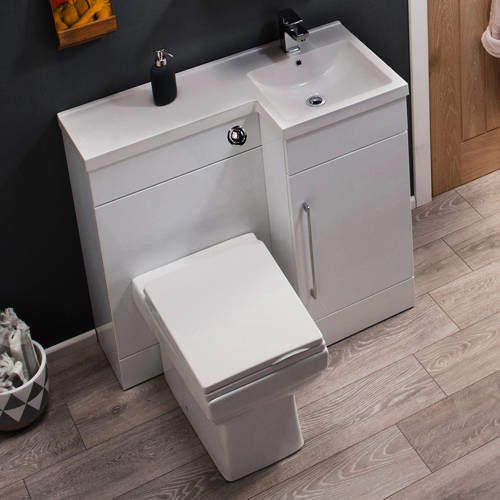 Italia Furniture Compact Vanity Pack With BTW Unit & Basin (RH, Gloss White).