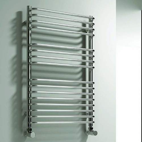 Reina Radiators Isaro Towel Radiator (Chrome). 300x800mm.