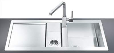 Smeg Sinks 1.5 Bowl Stainless Steel Flush Fit Sink, Left Hand Drainer.
