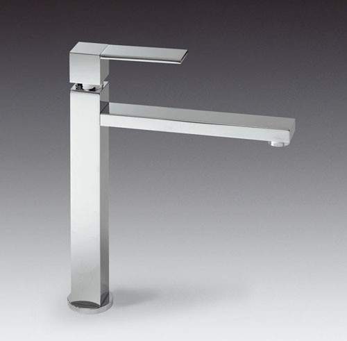 Smeg Taps Tall Kitchen Tap With Single Lever Control (Brushed Stainless Steel).