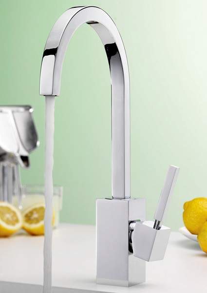 Tre Mercati Kitchen Domino Kitchen Tap (Chrome).