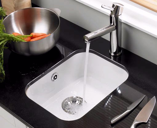 Example image of Astracast Sink Lincoln undermount ceramic kitchen main-bowl.