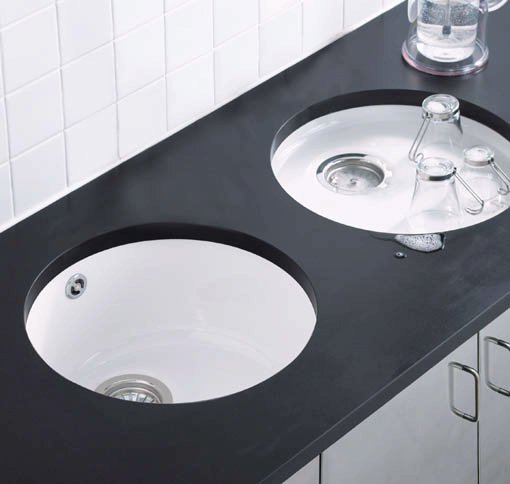 Example image of Astracast Sink Lincoln round undermount ceramic drainer.