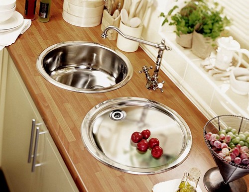 Example image of Astracast Sink Onyx inset round kitchen drainer in polished steel finish.