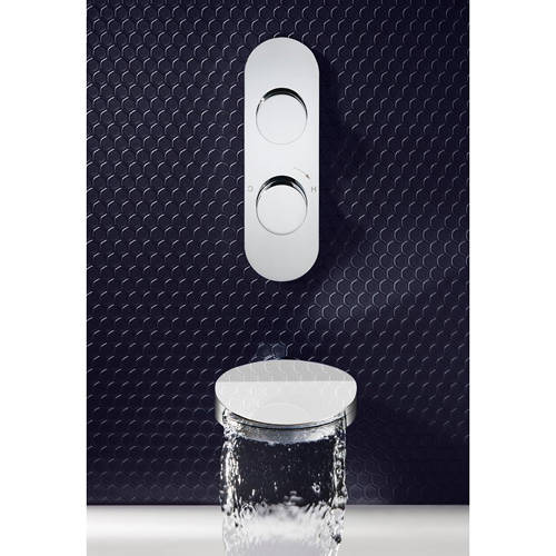 Example image of Crosswater Water Circle Waterfall Bath Filler Spout (Chrome).