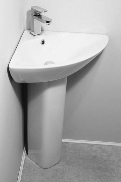Example image of Oxford Fair Bathroom Suite, Corner Toilet, Seat, Corner Basin & Pedestal.