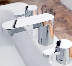 Example image of Mayfair Cielo 3 Tap Hole Bath Filler Tap (Chrome).