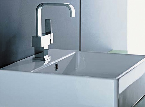 Example image of Mayfair Flow Mono Basin Mixer Tap With Click-Clack Waste (Chrome).