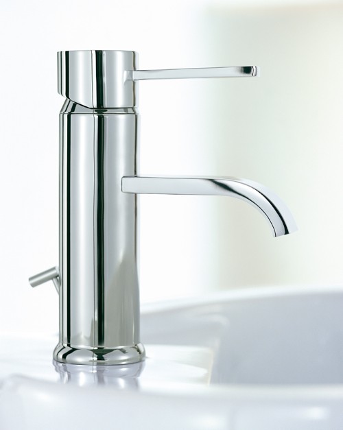 Example image of Mayfair Wave Mono Basin Mixer Tap With Pop-Up Waste (Chrome).