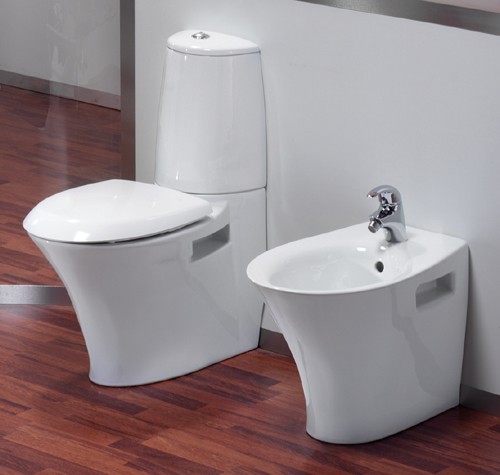 Larger image of Venezia 3 Piece Bathroom Suite.