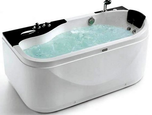 Example image of Hydra Back To Wall Whirlpool Bath & Panel. 1600x820mm (Left Handed).