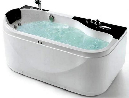 Example image of Hydra Back To Wall Whirlpool Bath & Panel. 1600x820mm (Right Handed).
