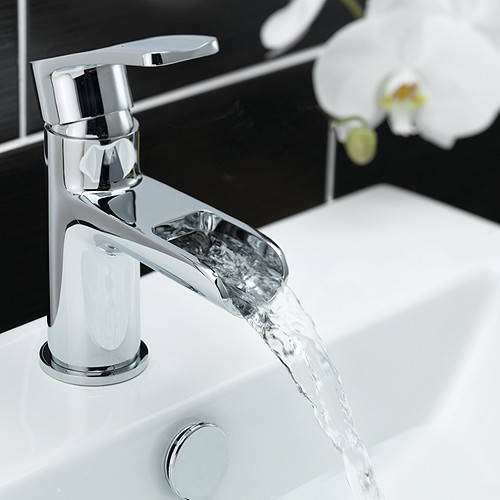 Example image of Tre Mercati Ora Waterfall Basin Mixer Tap With Click Clack Waste (Chrome).