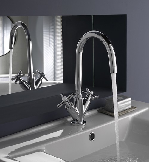Example image of Tre Mercati Erin Mono Basin Mixer Tap With Pop Up Waste (Chrome).
