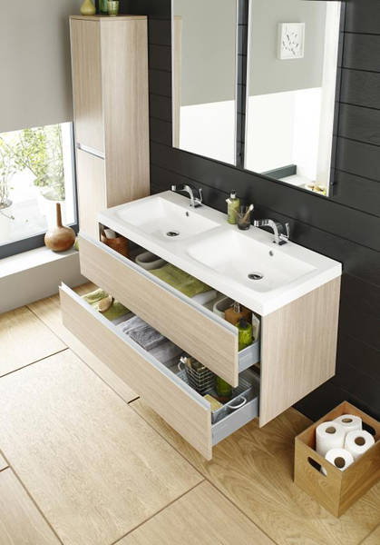 Example image of Hudson Reed Erin Wall Mounted Vanity Unit With Double Basin (Light Oak).