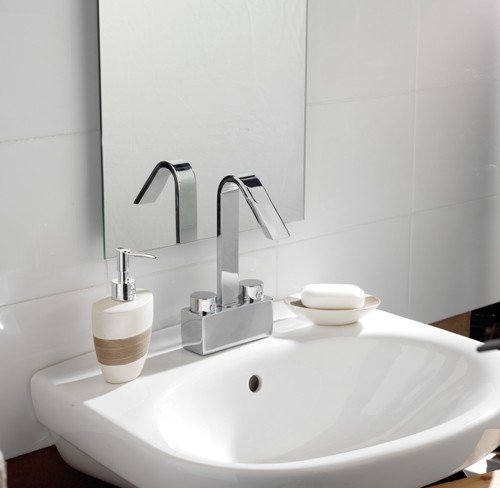 Example image of Hudson Reed Clio Mono Basin Mixer with pop up waste and swivel spout.