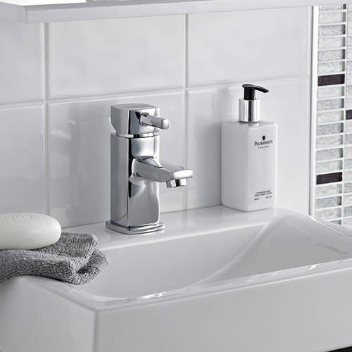 Example image of Nuie Munro Mono Basin Mixer Tap With Push Button Waste (Chrome).