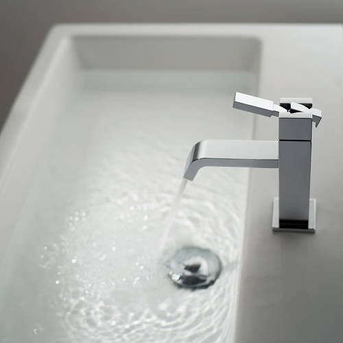 Example image of Vado Geo Slimline Basin Mixer Tap With Universal Waste (Chrome).
