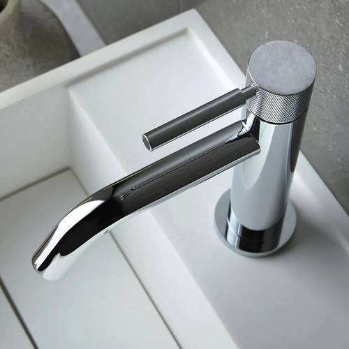 Example image of Vado Origins Slimline Mono Basin Mixer Tap With Knurled Accents (Chrome).